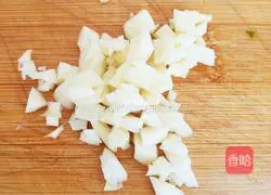 Illustration of how to make braised potatoes with sauce that costs less than two yuan 5