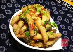 Illustration of how to make cold chicken feet 9