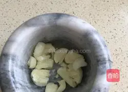 Illustration of how to make spinach, vermicelli and peanuts mixed with mustard 14