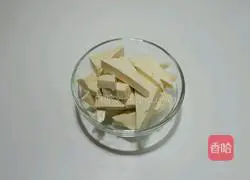 Illustration of how to make honey-glazed barbecued pork and tofu wedges 1