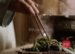 Toon fish‖ Illustration of how to take a sip of toon and a sip of tea when Grain Rain falls 4