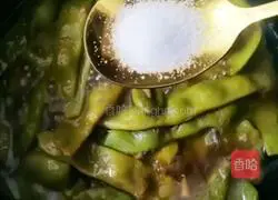 Illustration of how to stew fried beans 10