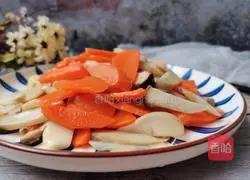 Illustration of how to make fried king oyster mushrooms and carrots 15
