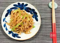 Illustration of how to mix mustard green pepper shreds 6