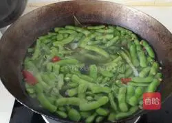 Illustration of how to make braised edamame 2