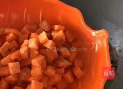 Illustration of how to make a fly head 14