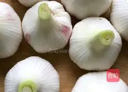 Illustration of the simplest sugar garlic recipe 1