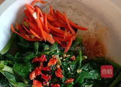 Cold Illustration of how to make spinach 1