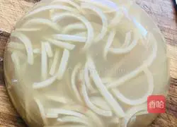 Illustration of how to make pig skin jelly 9