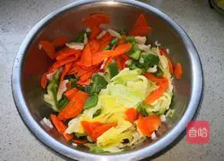 Illustration of how to make homemade kimchi 3