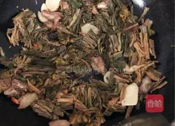 Illustration of how to make Hakka dry pot 3