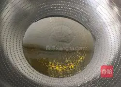 Illustration of how to make stir-fried dried leeks 6