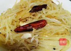 Illustration of how to make spicy potato shreds 9