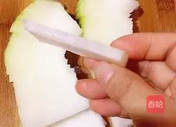 Illustration of how to make refreshing winter melon slices 4