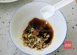 Illustration of how to stir-fry cabbage 7