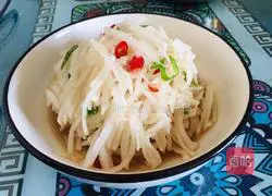 Illustration of how to make sweet and sour radish shreds 6