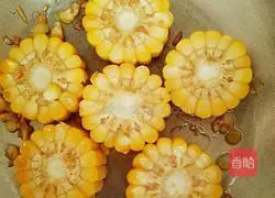 Illustration of how to make salt and pepper corn 4