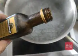 Illustration of how to cook broccoli in juice 2