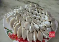 Illustration of how to make dumplings 5