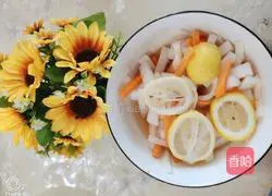 Illustration of how to make spicy and sour lemon radish strips 5