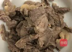 Illustration of how to make spicy cold tender beef 3