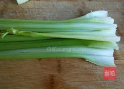 Xinwen Gourmet Pepper Salt Bean Recipe Illustration 3