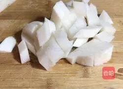Lotus root stewed radish recipe 1
