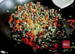Illustration of how to stir-fry snails 10