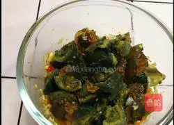 Illustration of how to make chili-thinned eggs 11