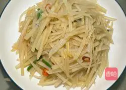 Textbook-level spicy and sour potato shreds recipe 8