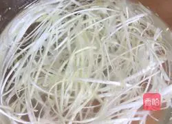 Illustration of how to make cold carrots 3