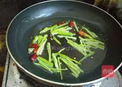 Illustration of how to make fried shredded potatoes 4