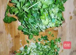 Illustration of how to make wheat celery and wheat rice 2