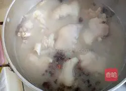 Illustration of how to make crystal pig's trotters 13