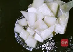 Illustration of how to make shrimp and winter melon 4