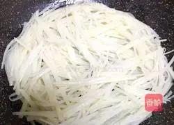 Illustration of how to make fried potato cakes for breakfast 5