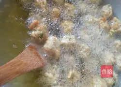 Illustration of making round dough 11