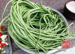 Illustration of how to soak pickled beans 1