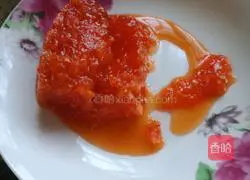 Illustration of how to mix salmon and caviar 4