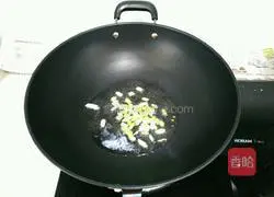 Illustration of how to make stir-fried double strands 4