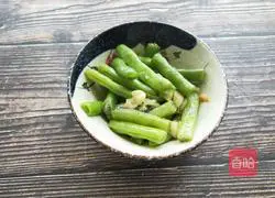 Illustration of how to make fried beans with minced garlic 8