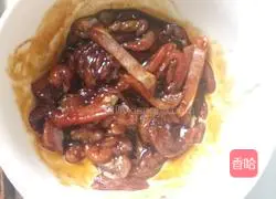 Illustration of how to make shredded pork, tomatoes and fried goose eggs 2