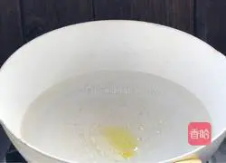 Illustration of how to make Yinya fried vermicelli 7