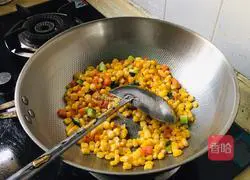 Illustration of how to make fried corn 4
