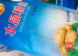 Illustration of how to make lotus white fried crystal vermicelli 1