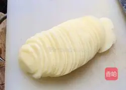 Illustration of how to make green pepper and potato shreds 1