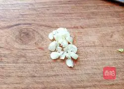 Illustration of how to make stir-fried shredded cabbage with soy sauce 3