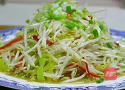 Illustration of how to stir-fry spicy bean sprouts 4