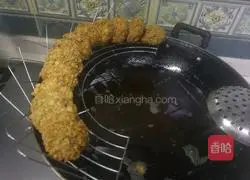 Illustration of how to make oatmeal fried Oreos 8