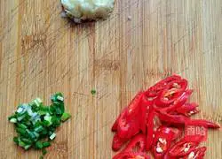 Illustration of how to make cold enoki mushrooms 3